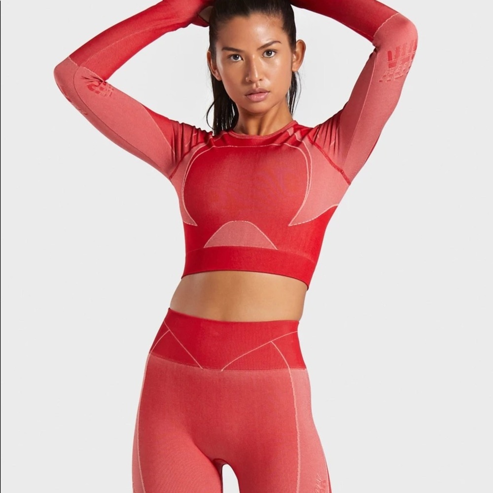 Gymshark turbo seamless set (shirt, bra, leggings)